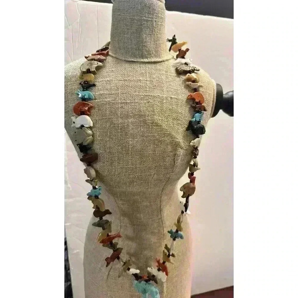 Zuni Fetish necklace - Picture 5 of 9